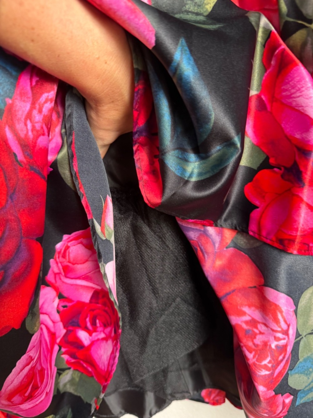 Betsy & Adam Black Red Rose Floral Satin Fit & Flare Cocktail Party Dress Sz 10 - Picture 5 of 9